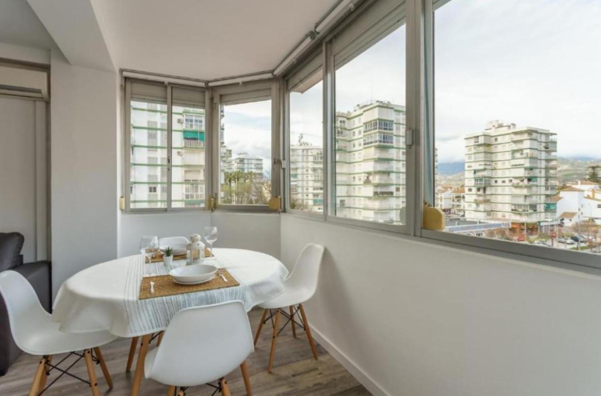 Plazamar Centro Apto 1 Dorm 3 Huesped Playa Wifi Torre Del Mar Exteriör bild